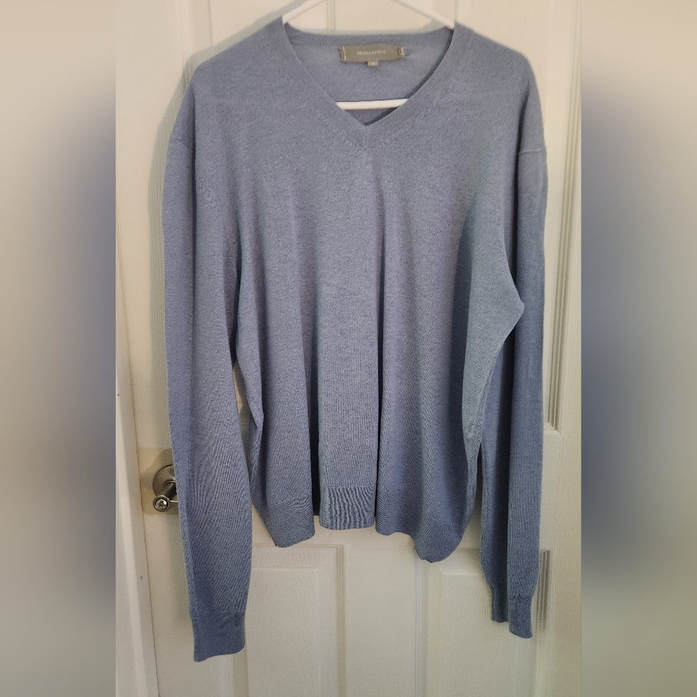 Neiman Marcus Cashmere/Silk Sweater